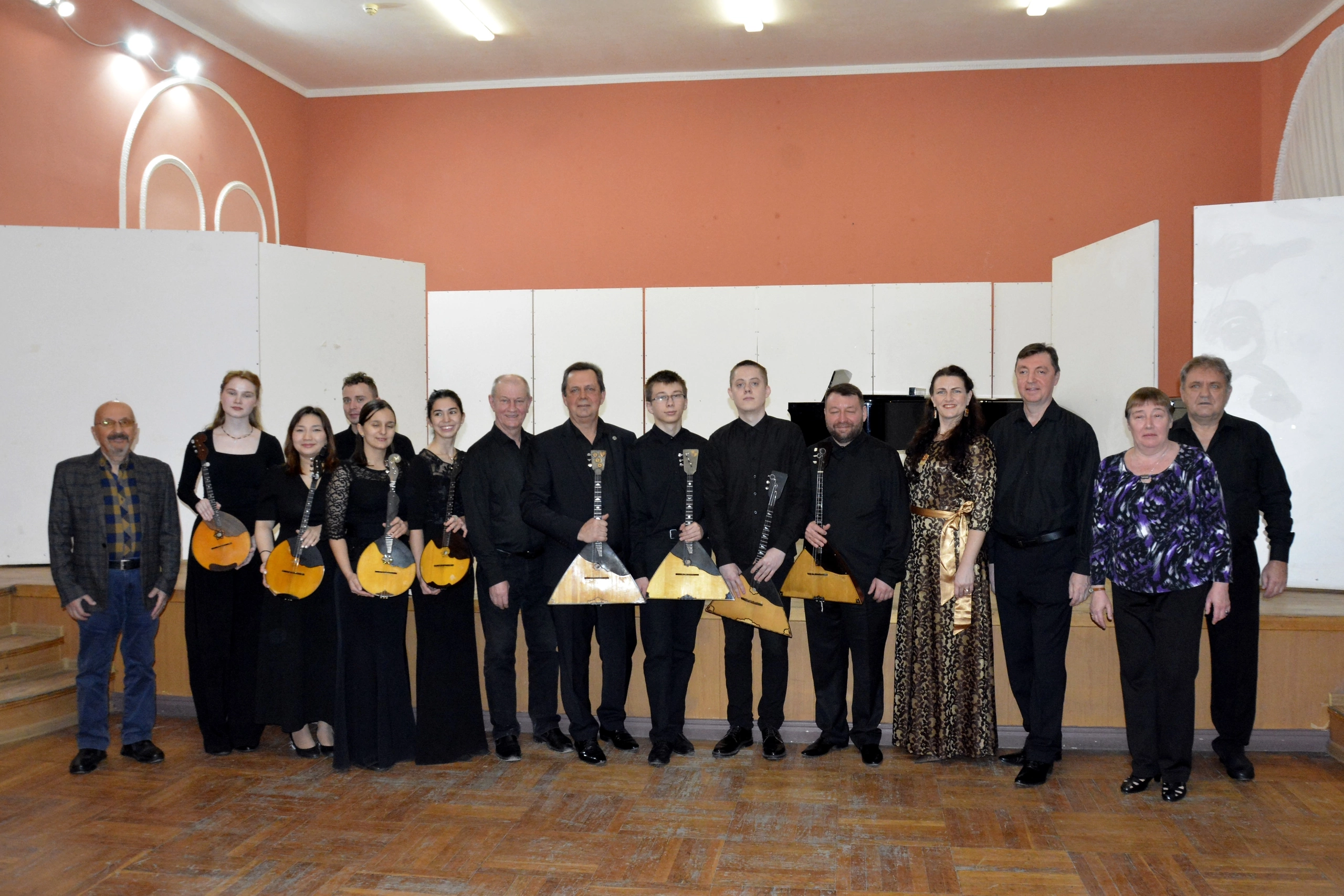 Фото исполнителя