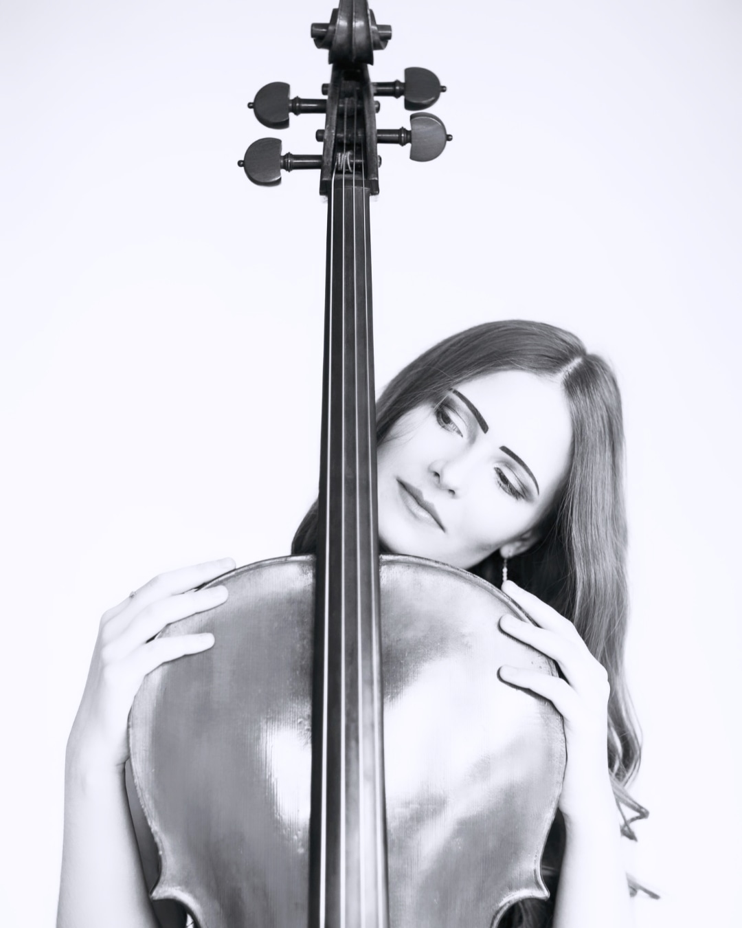 Юна